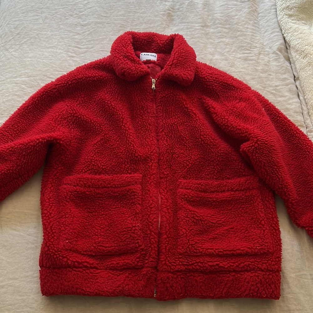 I am Gia red fleece oversized coat size XS